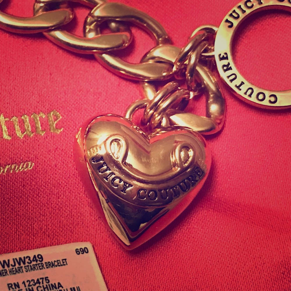 Juicy Couture Heart/banner gold starter bracelet